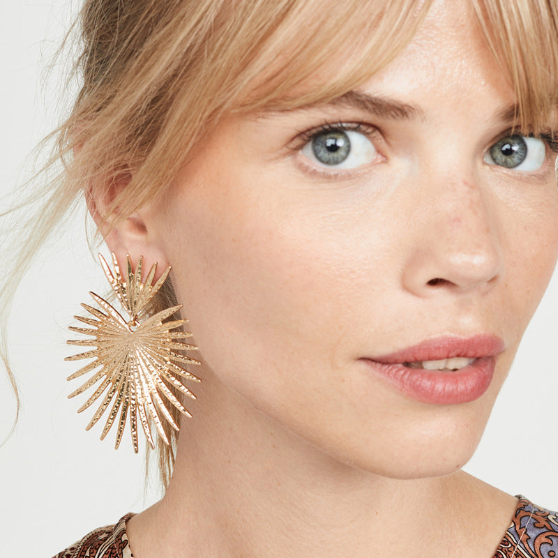 Simple Fan-Shaped Exaggerated Tassel Geometric Earrings