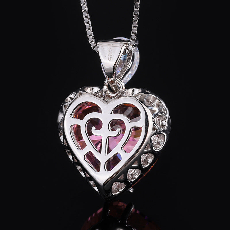 High carbon diamond temperament light luxury pendant heart-shaped main stone 15 * 15