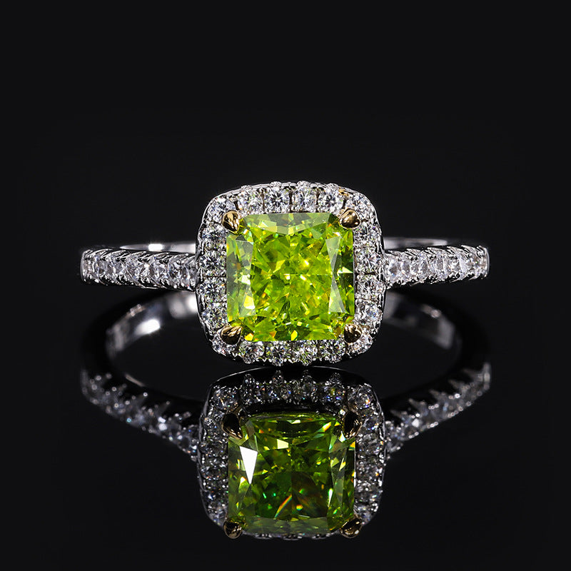 Olive Green Square Diamond Temperament Light Luxury Ring